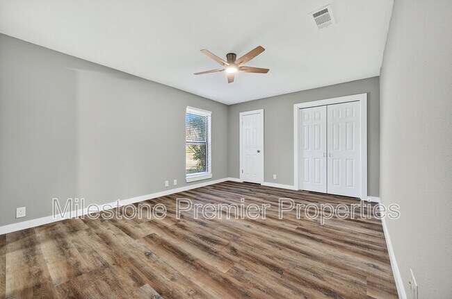 Building Photo - 3014 Jennifer Ave