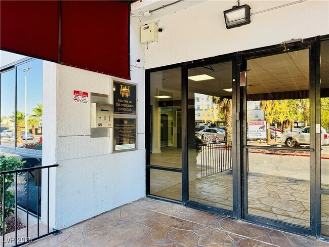Building Photo - 3930 S University Center Dr