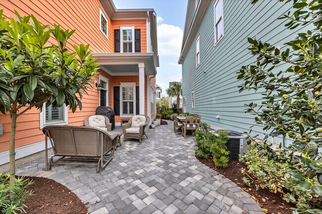 Building Photo - 7809 Monarch Dr