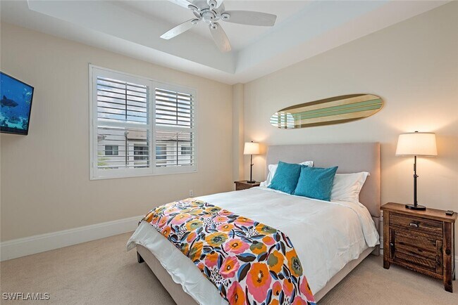 Building Photo - 1030 3rd Ave S