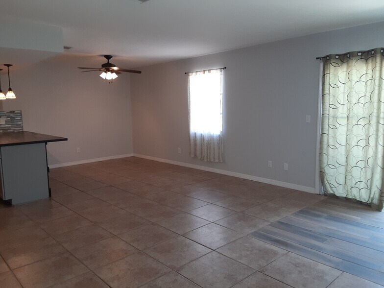 Building Photo - 17272 Whitewater Ct