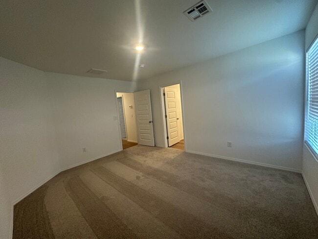 Building Photo - *Newly Built* 3 Bed 2 Bath 2 Car Garage