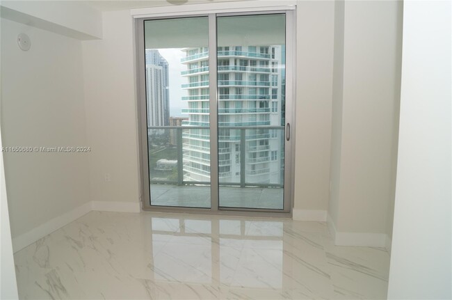 Building Photo - 300 Sunny Isles Blvd