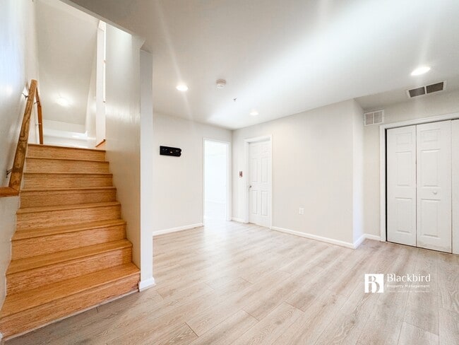 Building Photo - 5030 B St SE