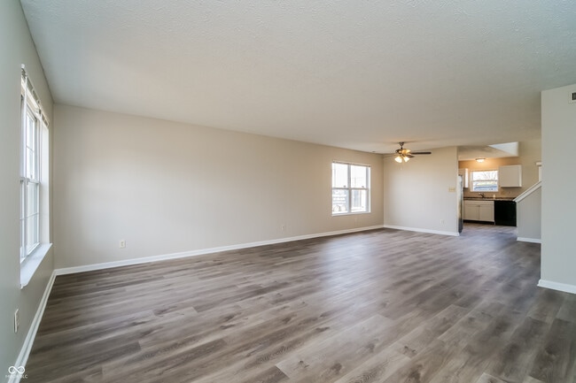 Building Photo - 2507 Swan Sea Dr