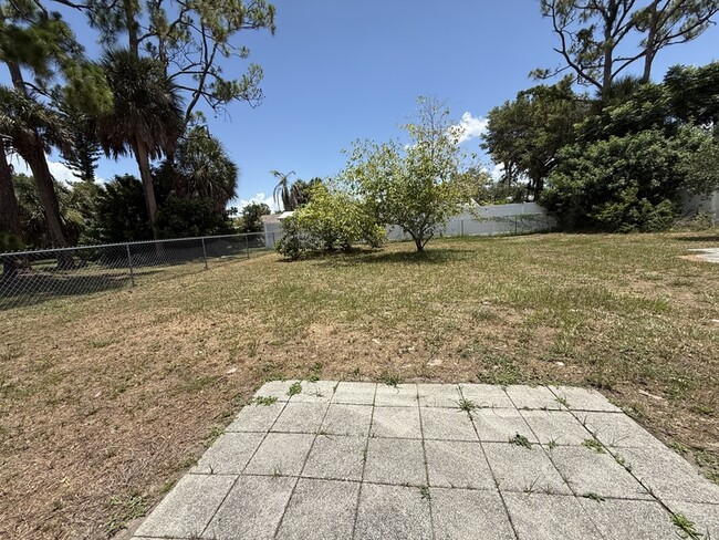 Building Photo - 4498 Mongite Rd