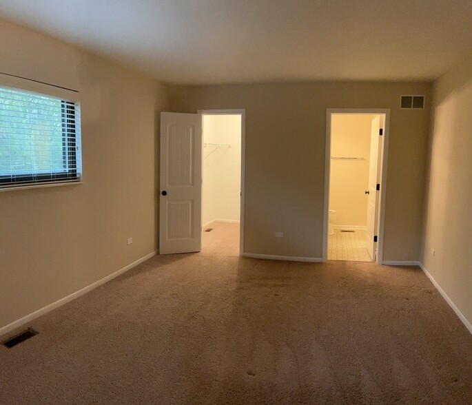 Building Photo - 128 Mohawk Trl