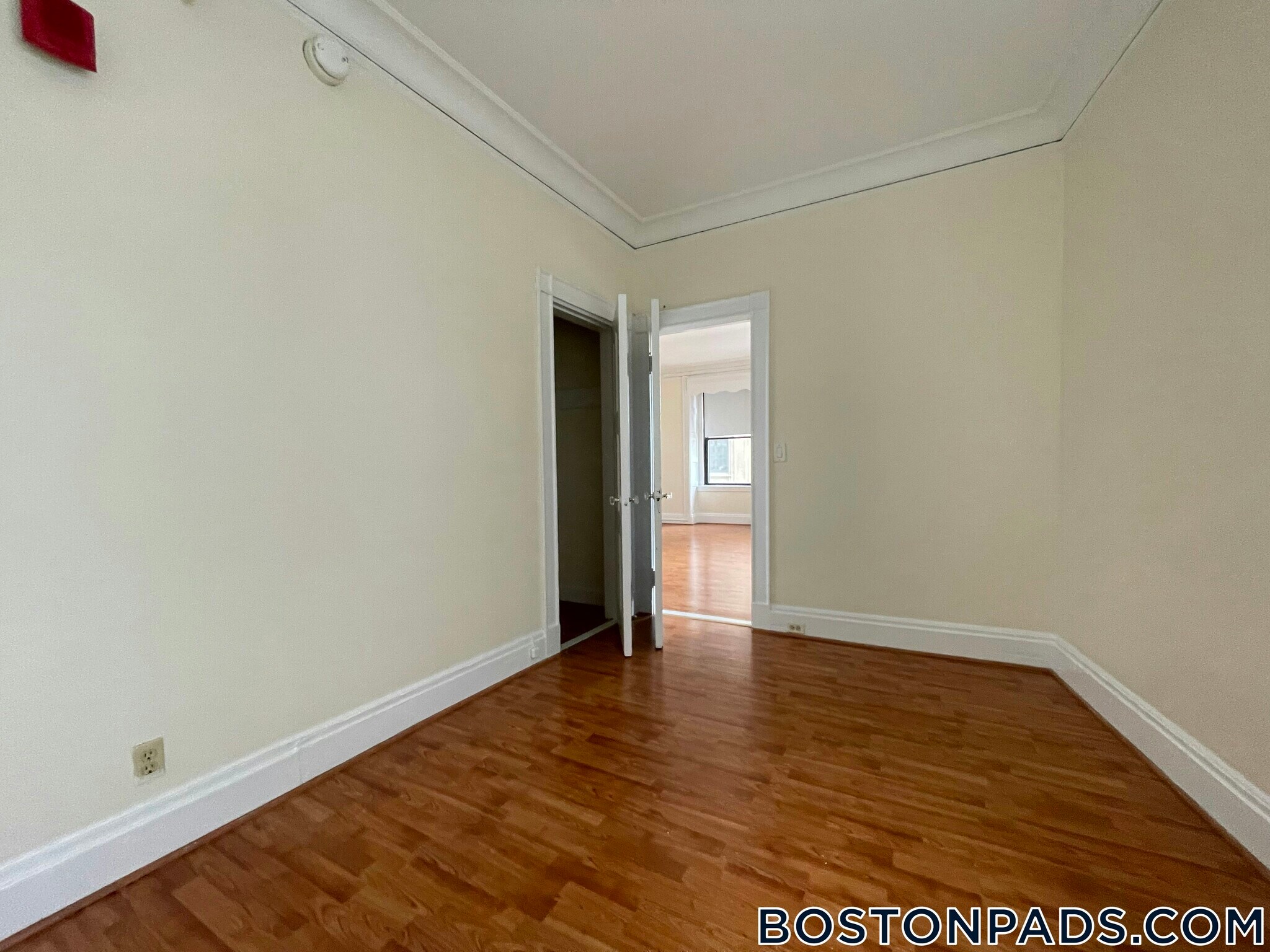 Building Photo - 62 Boylston St