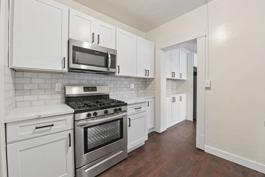 Building Photo - 168 Chittenden Ave