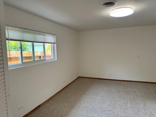 Building Photo - 2650 Fleetwood Dr