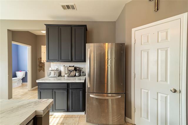 Building Photo - 401 Tallowtree Dr