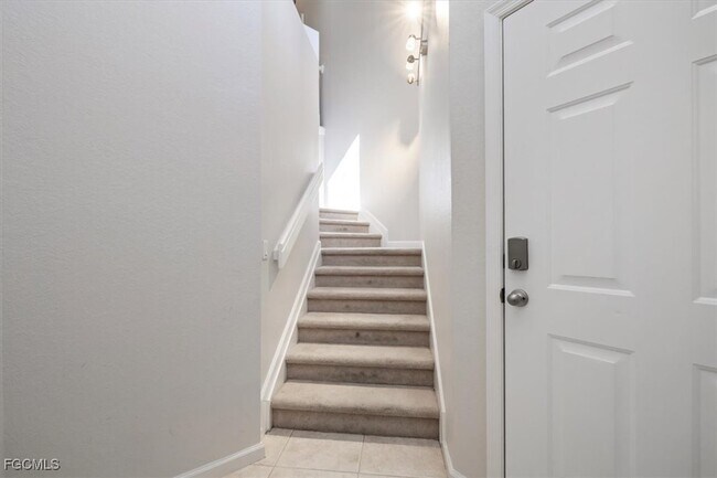 Building Photo - 3131 Meandering Way
