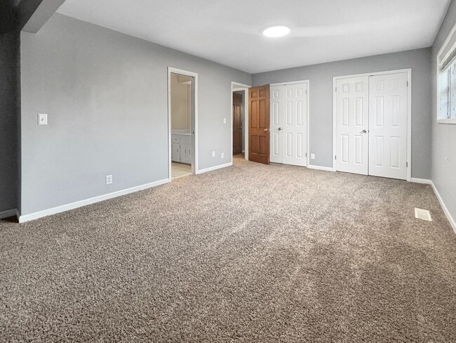 Building Photo - Spacious 3 Bed/3 Bath Midtown Home with Oversized Garage, Large Deck, and Storage Shed