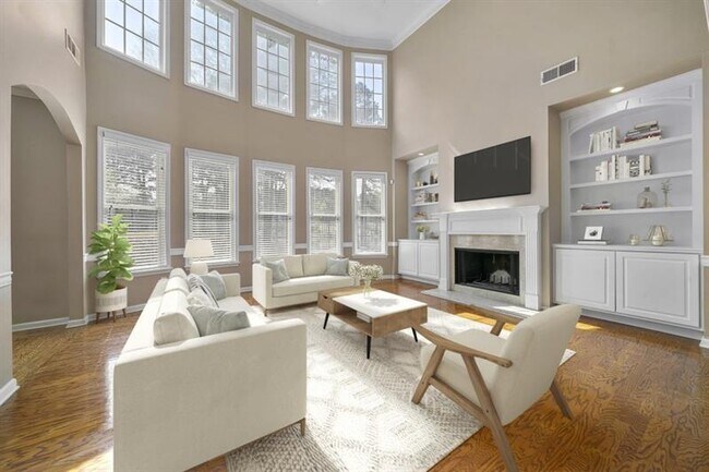 Building Photo - 130 Candler Ct