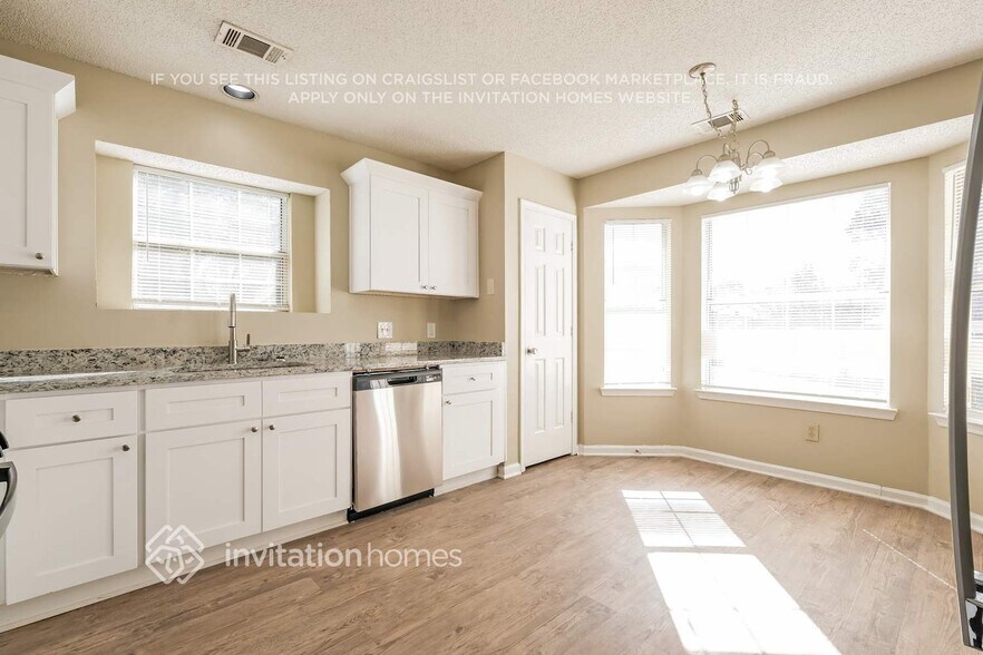 Building Photo - 40 Carrera Rd