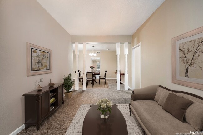 Building Photo - 1819 Babcock Rd