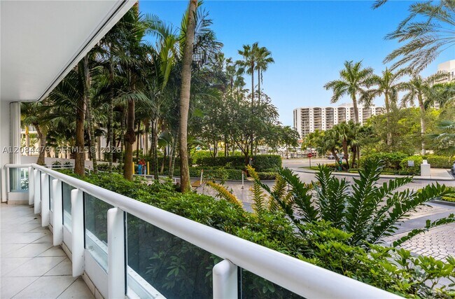 Building Photo - 21055 Yacht Club Dr