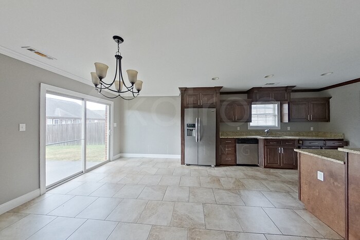 Building Photo - 97 Cottonwood Dr