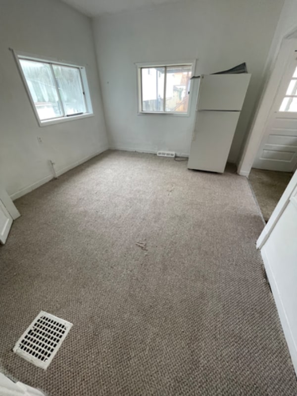 Building Photo - 1247 Leishman Ave