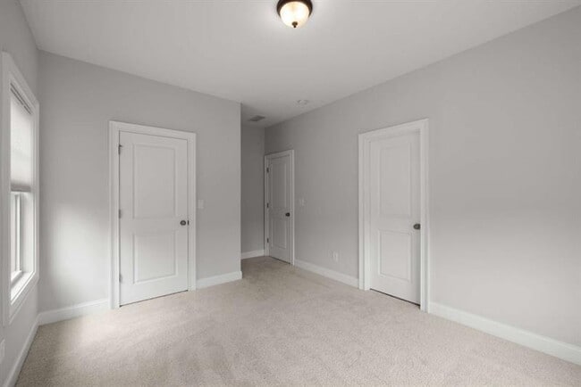 Building Photo - 6320 Halcyon Garden Dr