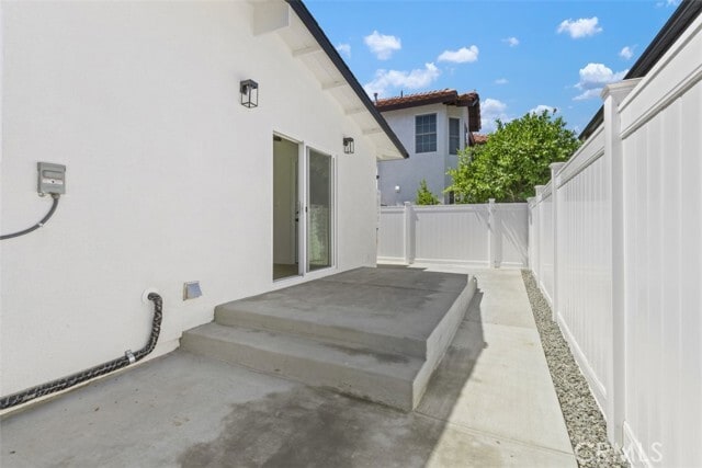 Building Photo - 404 Adlena Dr
