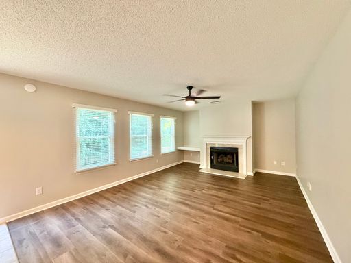 Building Photo - **OFFERING REFUNDABLE APPLICATION FEES** Spacious 4BD, 2.5BA Wake Forest Home with a Fenced Yard ...