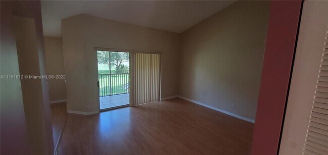 Building Photo - 1103 Coral Club Dr