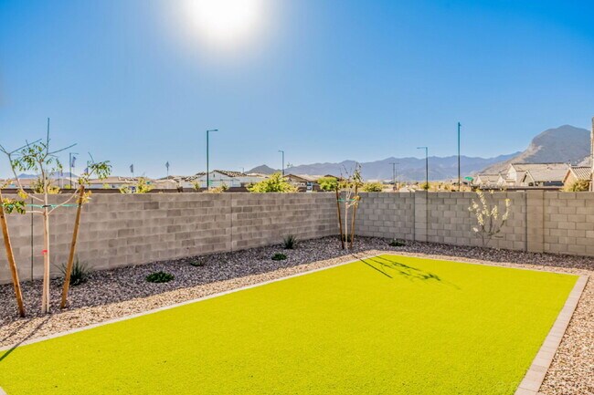 Building Photo - 19981 W Badgett Ln