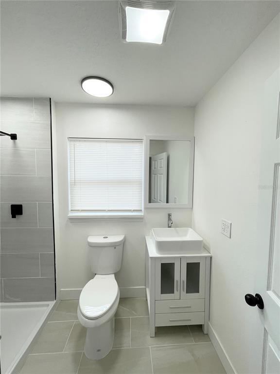 Building Photo - 5330 Hondo Way
