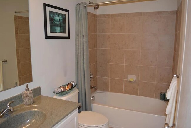Building Photo - 23540 Hopewell Manor Terrace
