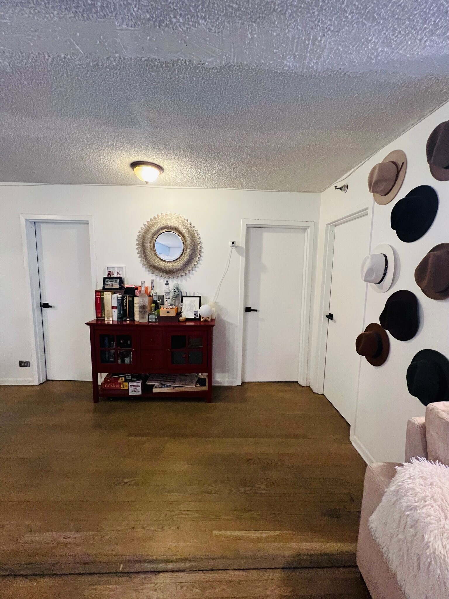 LivingSpace - 200 N Dearborn St