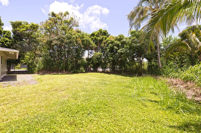 Building Photo - 424 W Puainako St