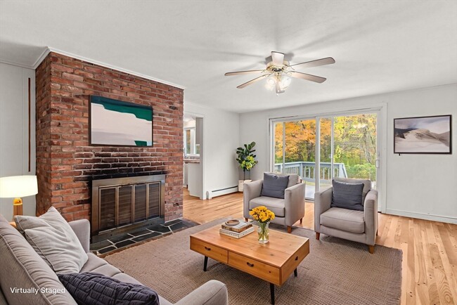 Building Photo - 45 Stanford Dr