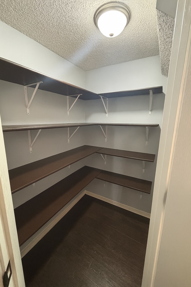 Building Photo - Rare and Beautifully Updated Townhome in a...