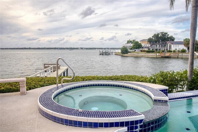 Building Photo - 4709 Dolphin Cay Ln S