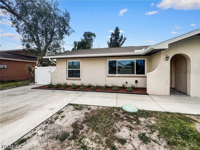 Building Photo - 18660 Miami Blvd