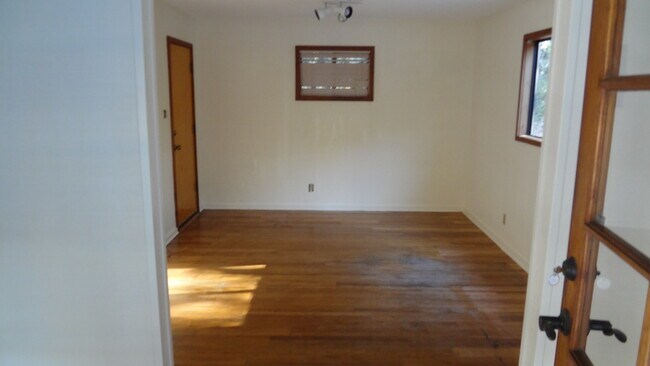 Building Photo - 18000 S Mountain Rd