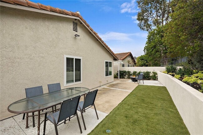 Building Photo - 22951 Via Miramar