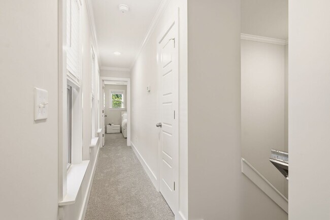 Building Photo - BRAND NEW LUXURY: Furnished 2 Bed/2.5 bath...