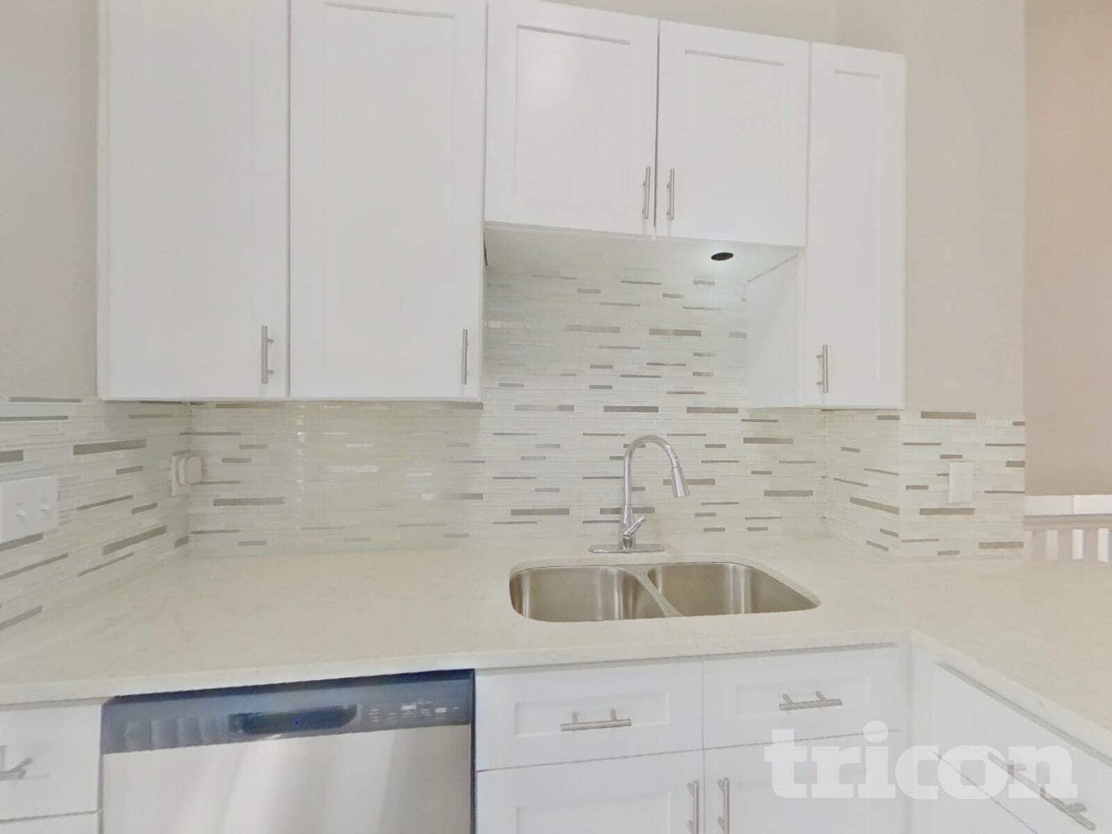 Building Photo - 9227 S Butterwood Ct