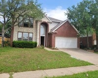 Building Photo - 2104 Royal Oak Dr
