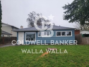 Building Photo - Recently updated single family home