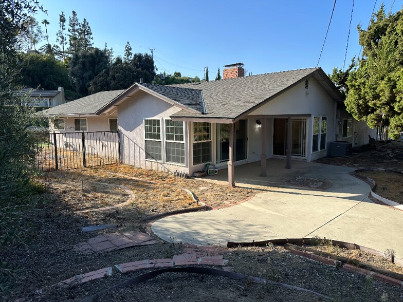 Building Photo - 2934 Ilopango Dr