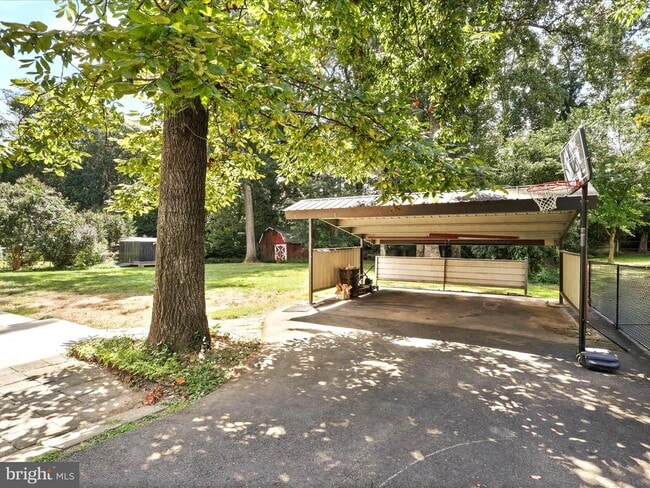 Building Photo - 11929 Waples Mill Rd