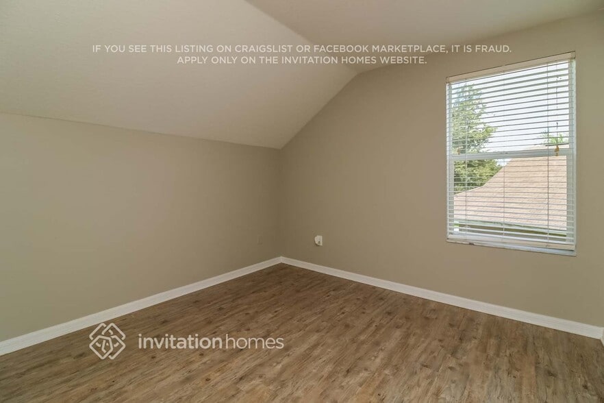 Building Photo - 10851 Newbridge Dr