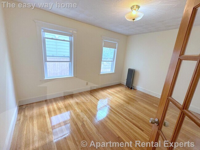Building Photo - 257-259 Powderhouse Blvd Unit #1