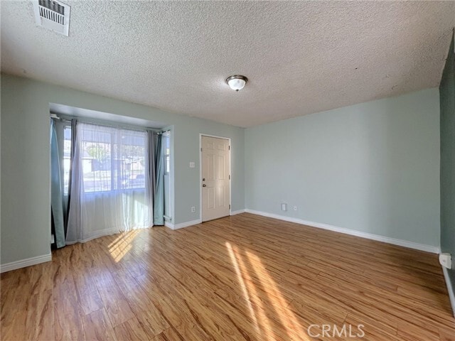 Building Photo - 235 E 43rd St