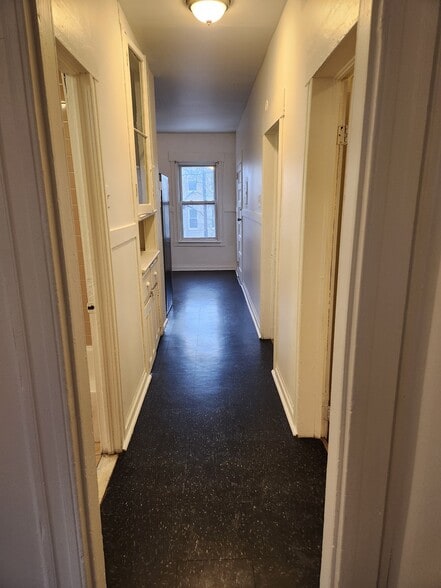 Building Photo - 309 Ellis Ave