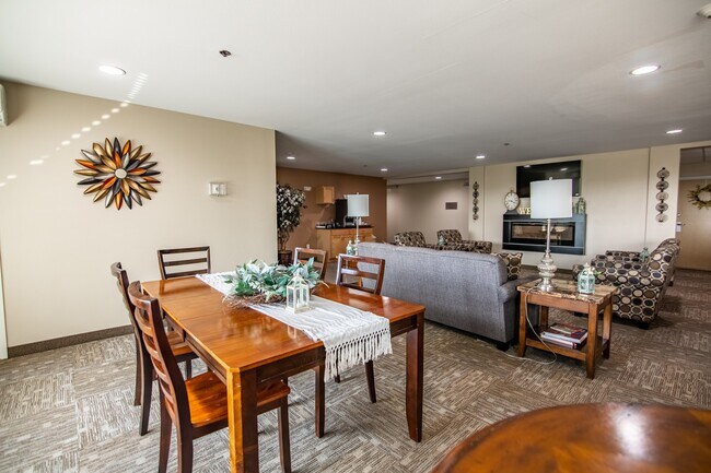 Building Photo - Overlook Ridge