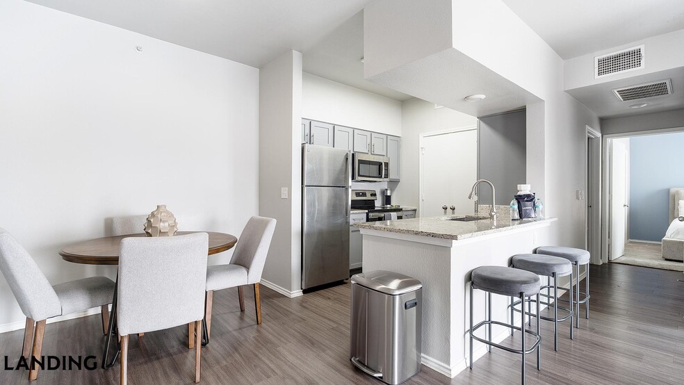 Building Photo - 11139 Culebra Rd